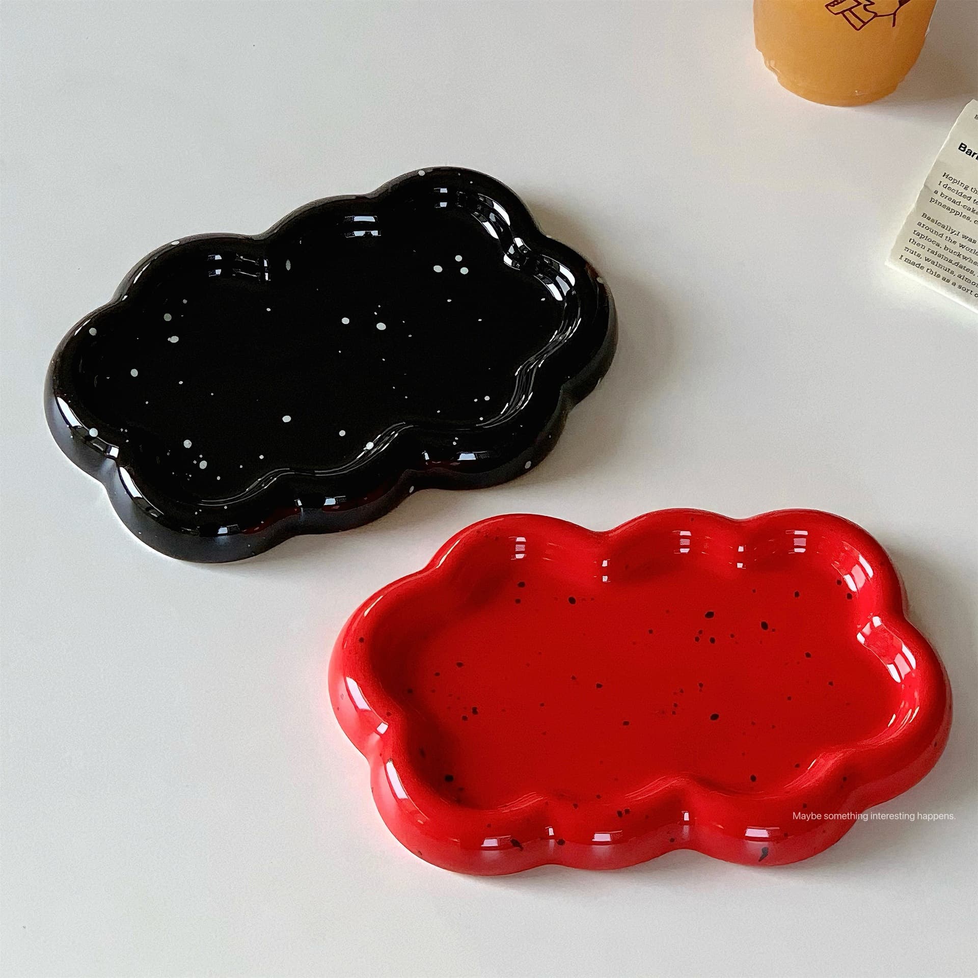 Trendy Photo-Ready Jewelry Organizer Tray Ins-Style High-Aesthetic Ceramic Tray for Home Dessert Cake Plate Cloud-Shaped Plate