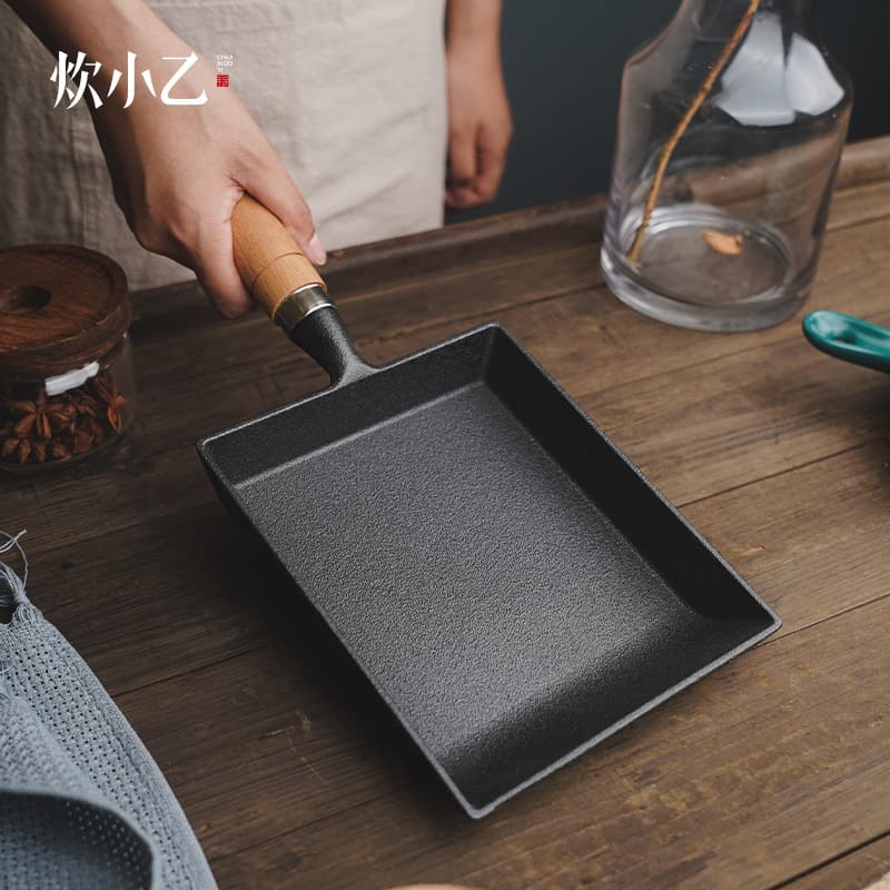 Cast Iron Square Mini Frying Pan, Japanese Tamagoyaki Frying Pan, Non-Stick Egg Frying Pan for Home Use