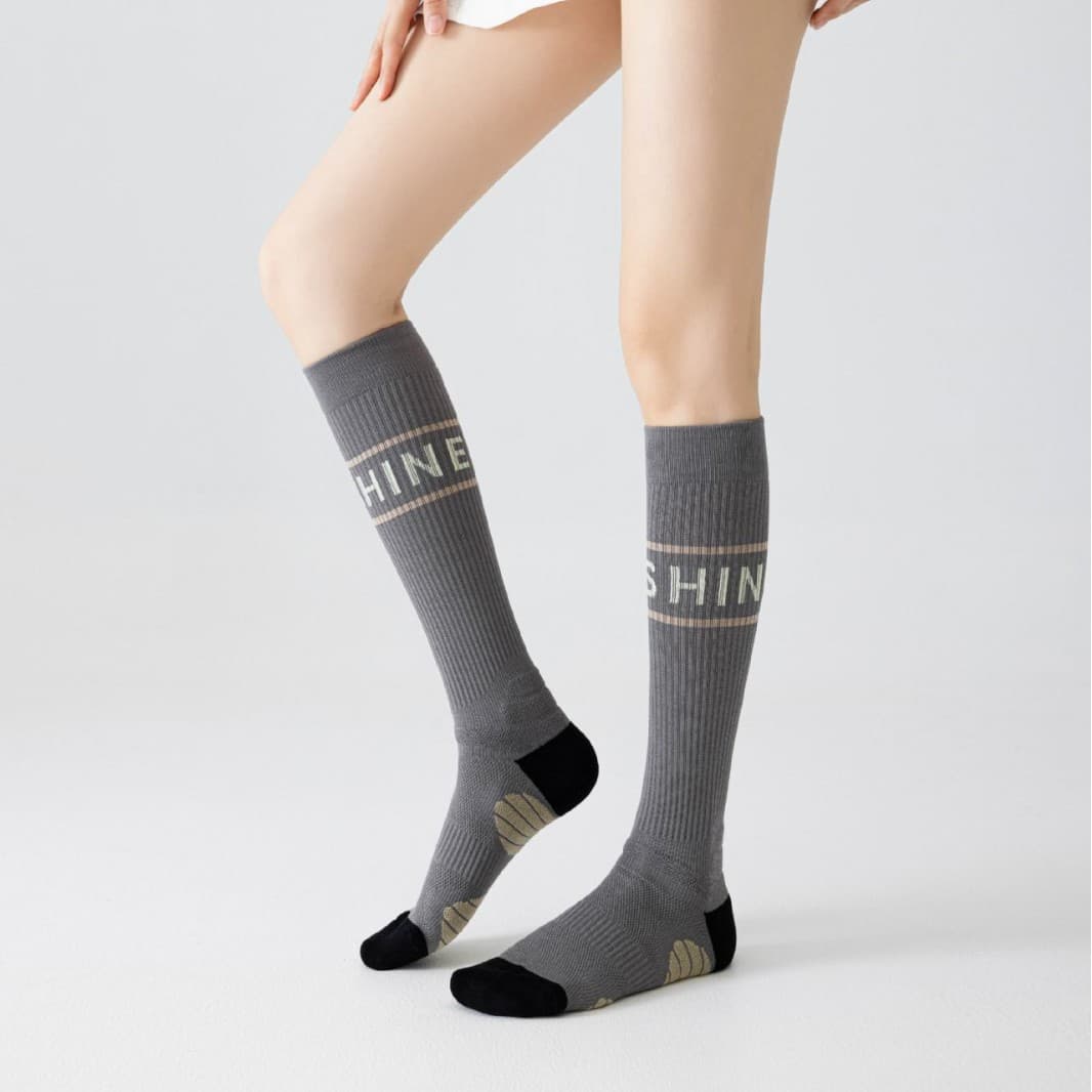 Cross-border FM Women's Cotton Spring/Summer/Autumn Compression Letter Retro Sports Ins Towel Bottom Calf Gymnastics Cycling Socks