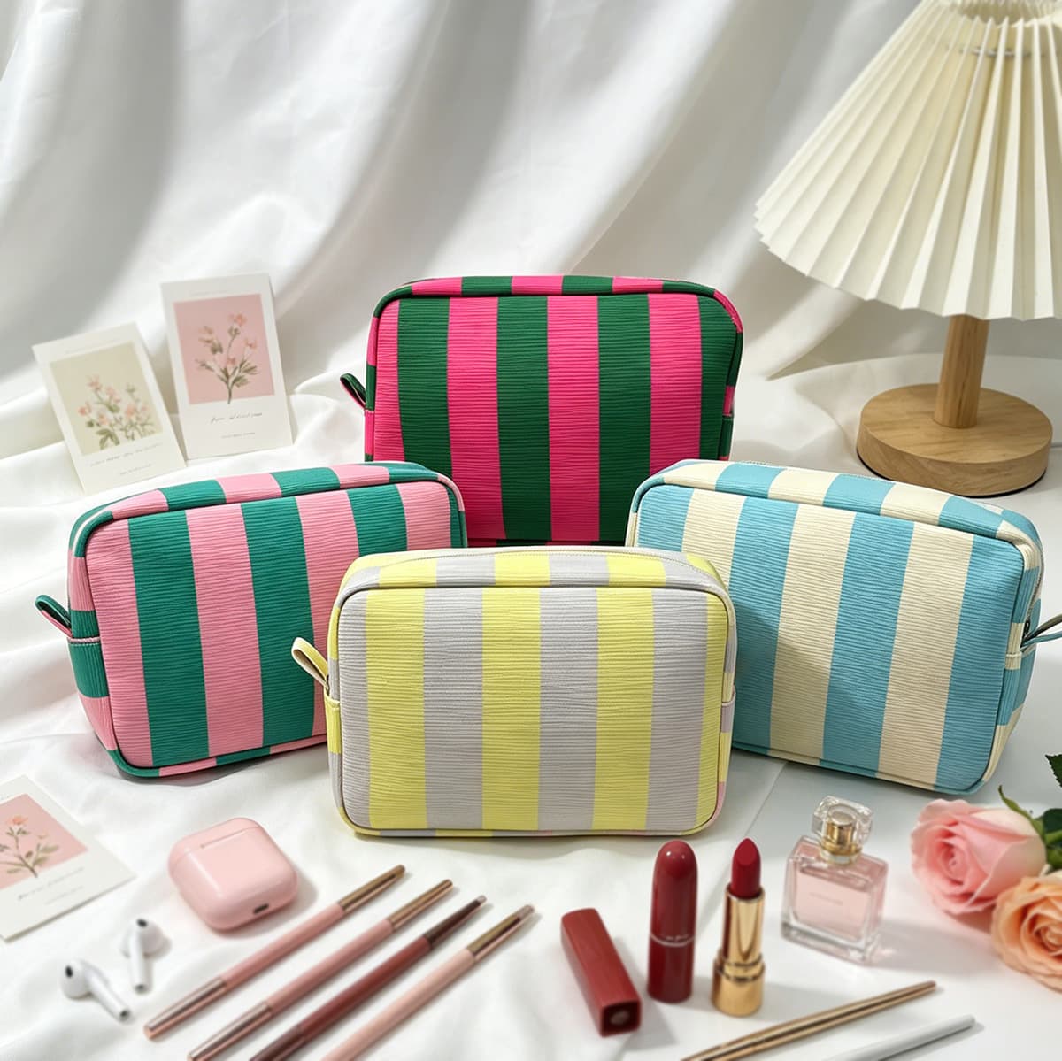 Cross-border Portable Striped Corduroy Toiletry Bag High-Appearance Large-Capacity Travel Makeup Organizer Bag In Stock Wholesale