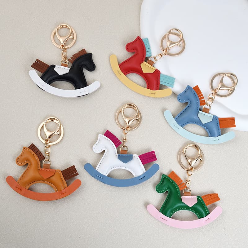 Couples Keychain PU Material Swinging Horse 3D Pendant Bag Charm Six Colors Available Adorable Key Accessories Gift Idea