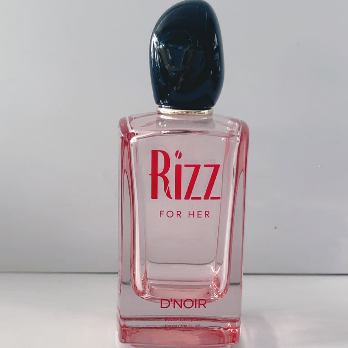 High-end New Design Square Pink Perfume Bottle Premium Black Cap Thickened Glass LOGO Women's Fragrance