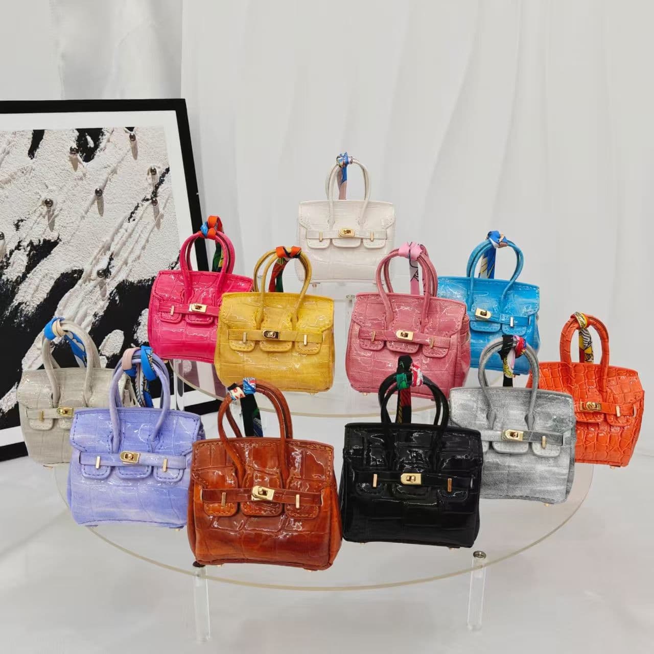 Patent leather crocodile pattern coin purse, mini casual platinum bag, headphone bag, cute car pendant bag, various bag pendants