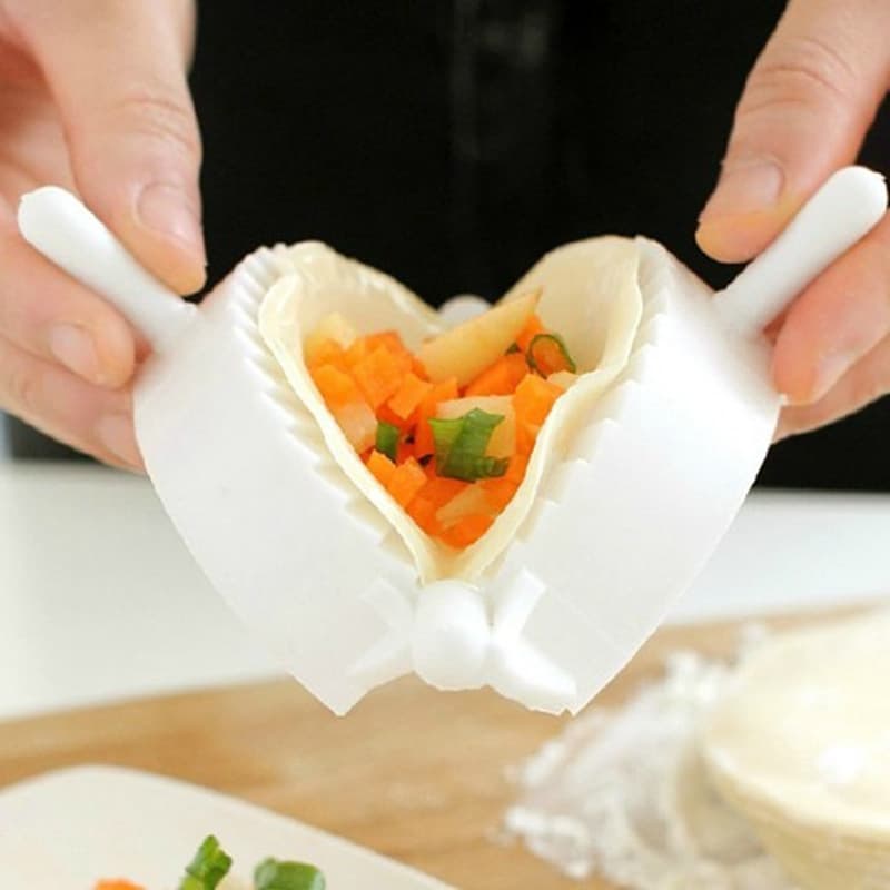 Kitchen gadgets, hardcover large, medium and small three-piece dumpling maker, dumpling mold, manual dumpling clamp for home use