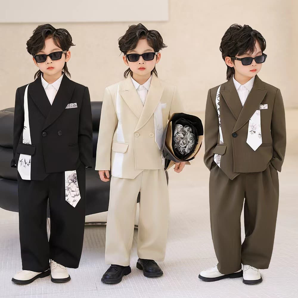 Children's suits and dresses, British suits, boys' Korean-style gentleman's speeches, wedding catwalks, flower girls' first birthday