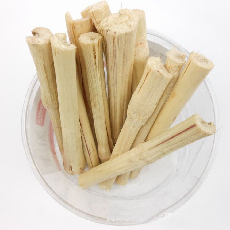 Universal pet chew sticks, sweet bamboo for rabbits, chinchillas, and hamsters, 1-pound batch of rodent teeth grinding snacks wholesale.