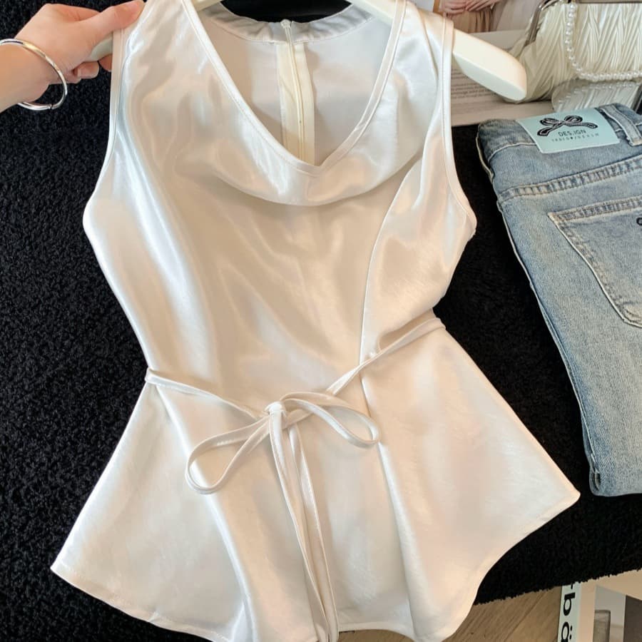 2026 Vintage Sexy Halter Satin Vest for Women Summer Backless Waist-Tightening Slimming Sleeveless Top Fashion