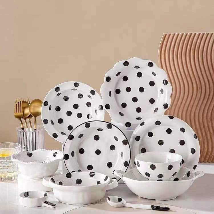 French Retro Polka Dot Underglaze Ceramic Tableware, Hand-Pinched Irregular Art Cake Plate, Double-Handle Baking Pan, Salad Bowl