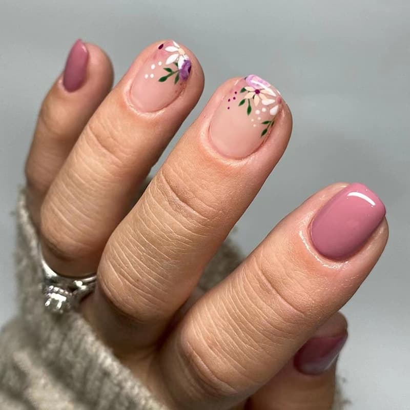Girl's Pink Short Vintage Floral Nail Art Sweet False Nails Gentle Spring Summer Floral Dress Nail Tips Set