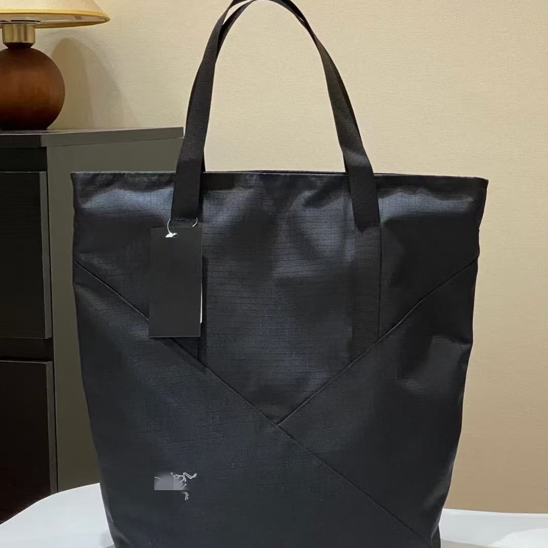 18L tote bag tote multifunctional waterproof computer bag men and women same style shoulder bag crossbody outdoor travel bag