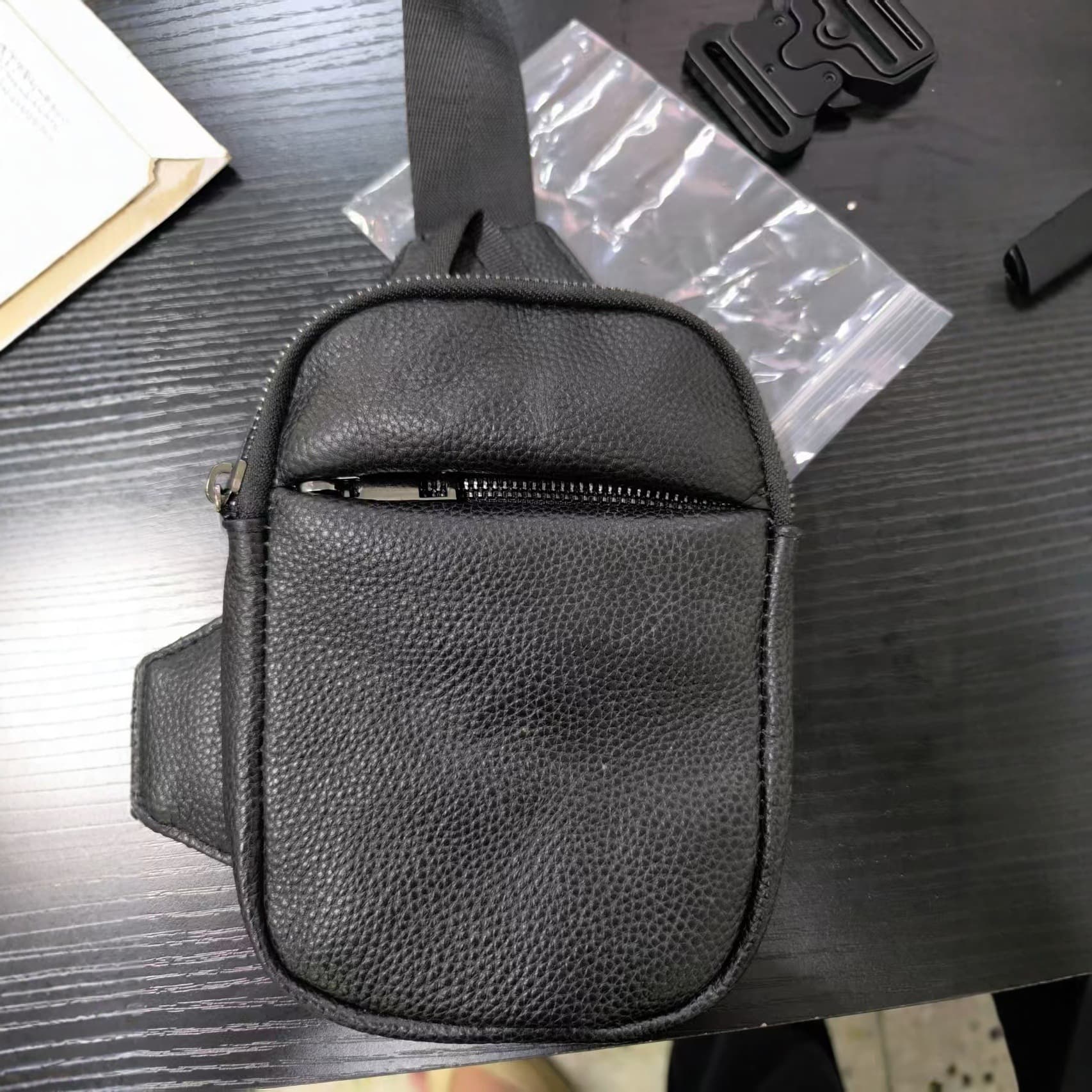 Genuine leather shoulder bag for women, versatile small square bag, 2023 style, top layer cowhide, Korean style crossbody bag, casual and versatile.