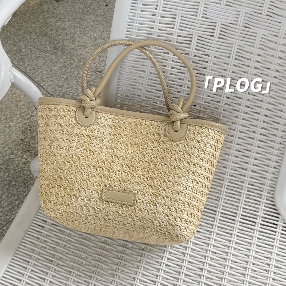 Summer vacation photo beach style straw woven bag hand-held crossbody bag fashionable rope knot vegetable basket bag woven bag for women
