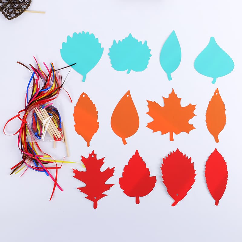 Amazon bestseller colorful maple leaf scratch art, multi-color Thanksgiving scratch cards in yellow, red, blue, and green