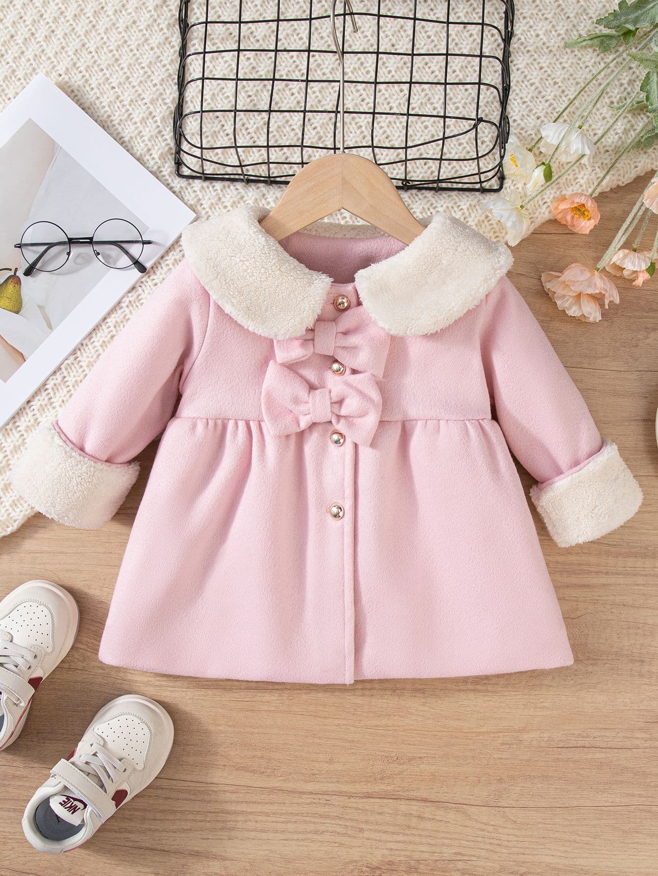 Small Size Doll Collar White Coat for Women Fall Winter Premium Thickened Fleece-Lined Wool Coat 2025 New Arrival