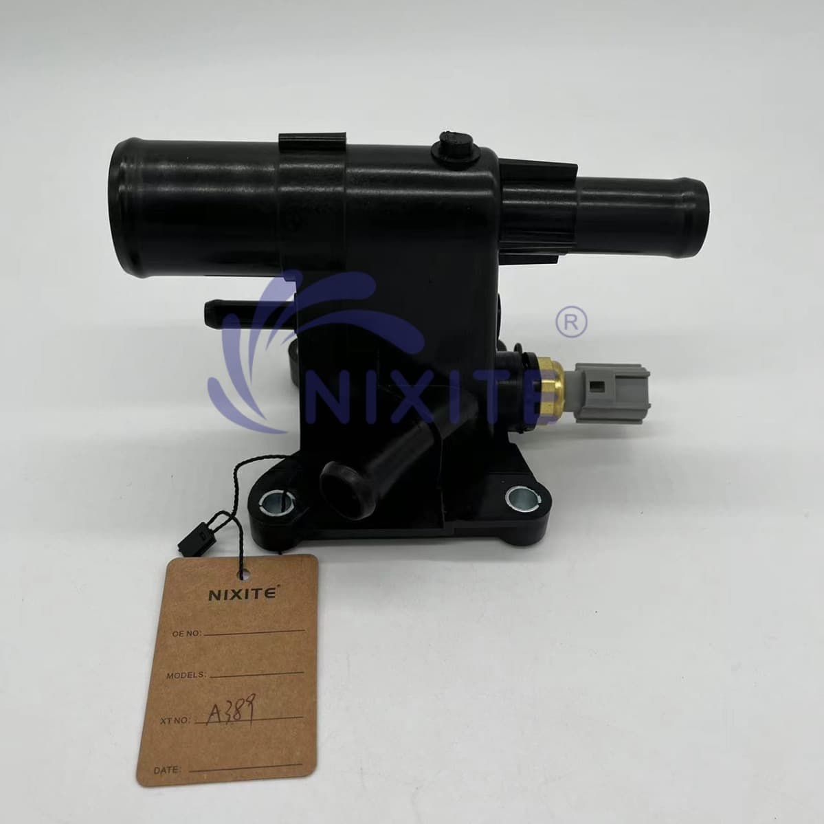 Direct from Manufacturer Stock Water Outlet for FORD CP9Z8K556B CP9Z 8K556-B CP9Z8K556A