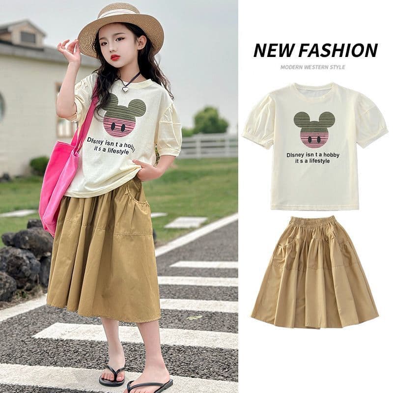 2025 New short-sleeved stylish two-piece summer set for girls, trendy dress included