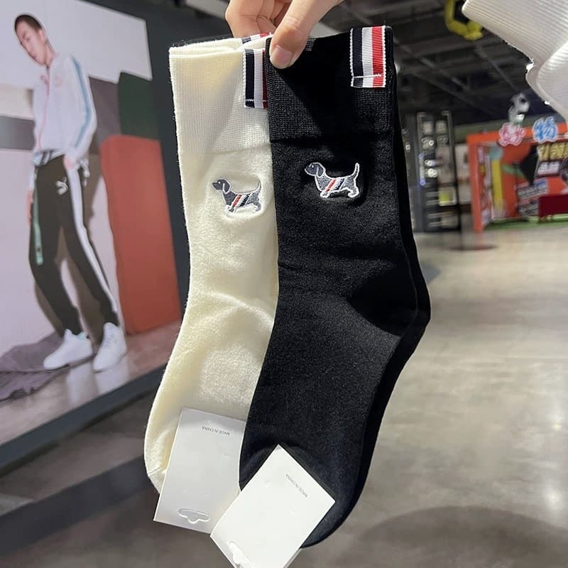 TB Brand Cotton Socks with Embroidery Mid-Calf Pure Cotton Socks for Men And Women Black White British Style Labelled Socks