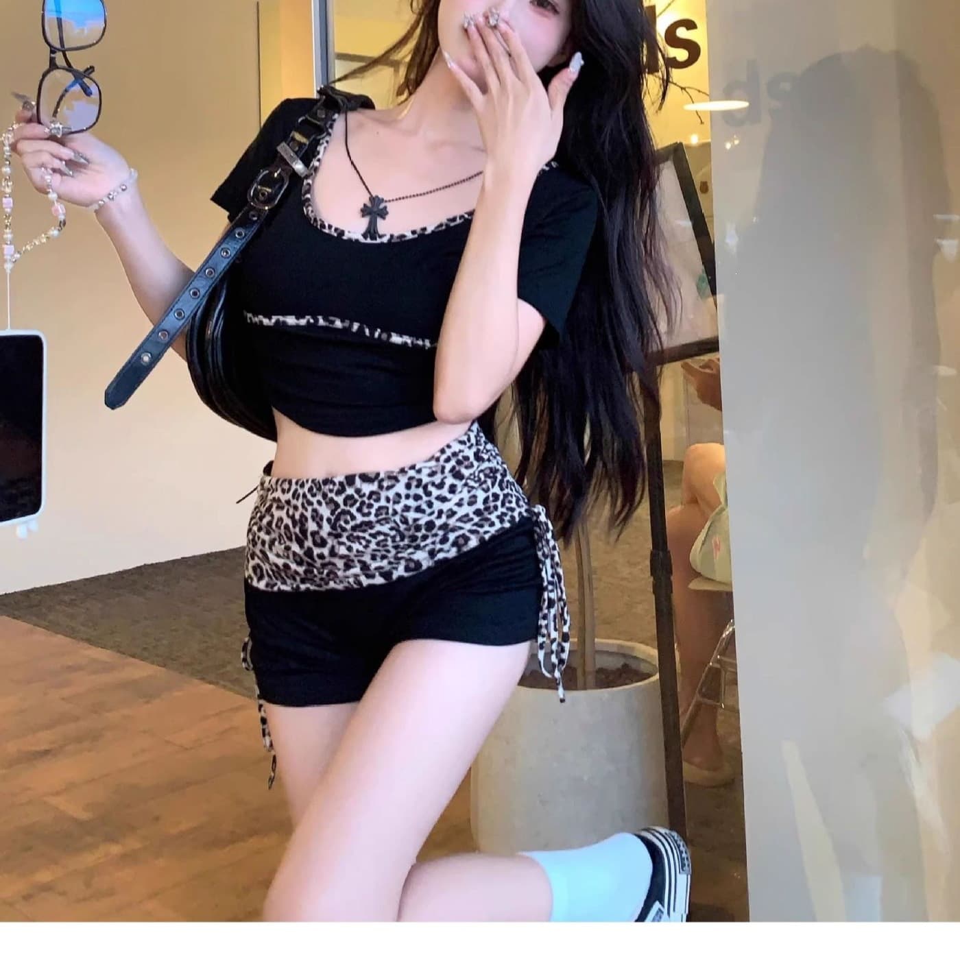 Edgy Style Set for Women Summer New Black Leopard Print Short Sleeve Top American Low Waist Tie Side Shorts Two-Piece Set