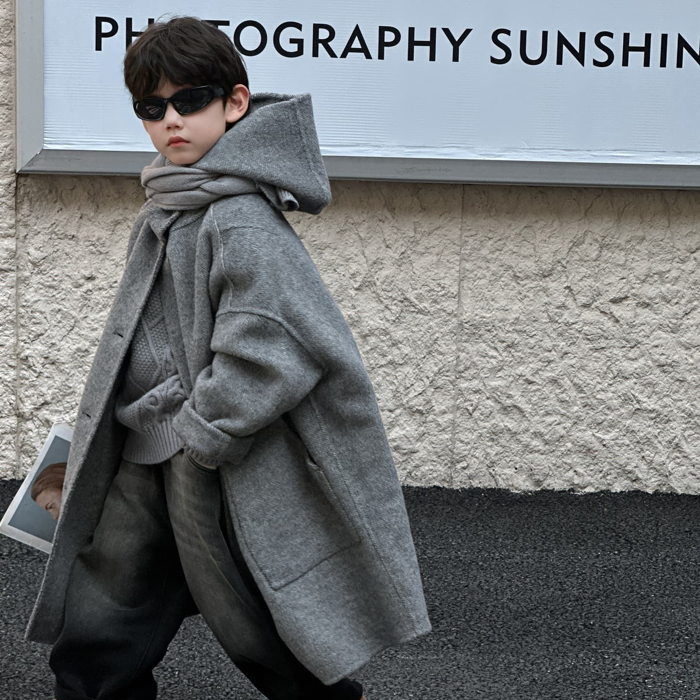 Tairu 2024 Winter New Korean Style Boys' Fashion Versatile High-End Gray Wool Thickened Coat, Trendy for Children