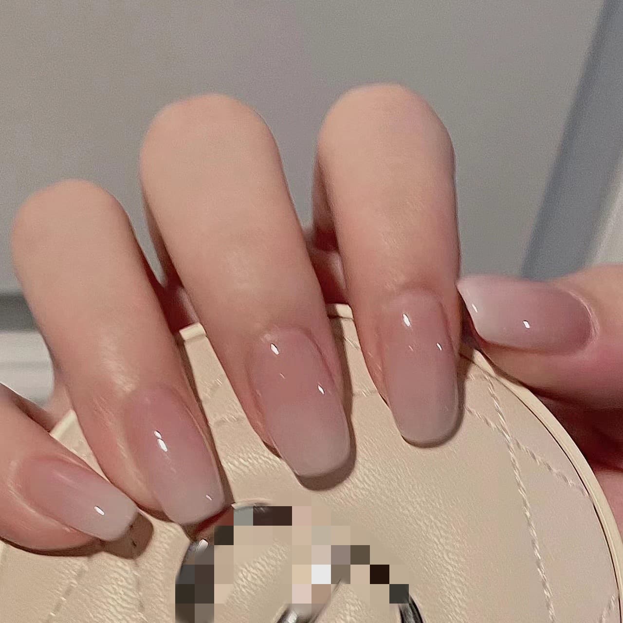 Handmade Press-On Nails, Pure Desire Short Nude Translucent White Gradient Ice-Clear Finished Nail Tips, Manicure Stickers, False Nail Stickers