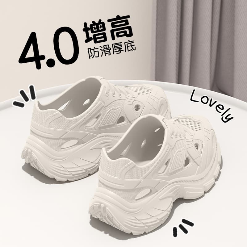 Unisex Thick Bottom Breathable Summer Outdoor Wear Holes Slippers Anti Slip Driving Beach Sandals EVA Material Comfortable