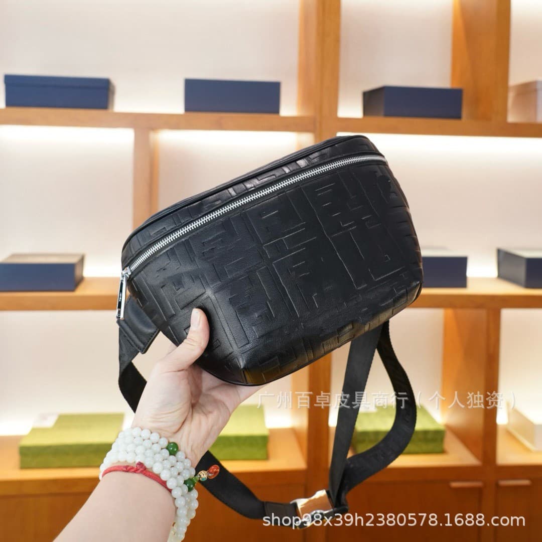 FENDI Men's Chest Bag Waist Bag, Practical Trendy with Gift Box, Cross-Border Export, Versatile Commuter