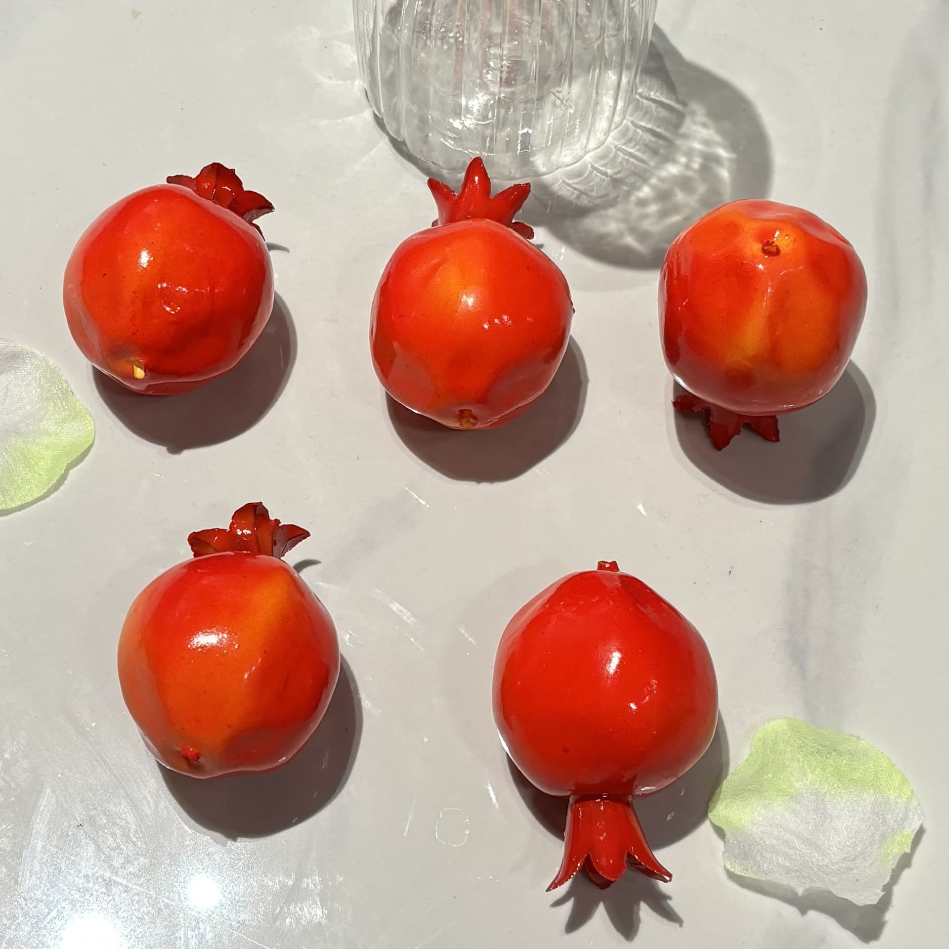 Artificial pomegranate decorations for festive occasions, 45% red pomegranate artificial flowers for home decoration, pomegranate fruit branch accessories wholesale.