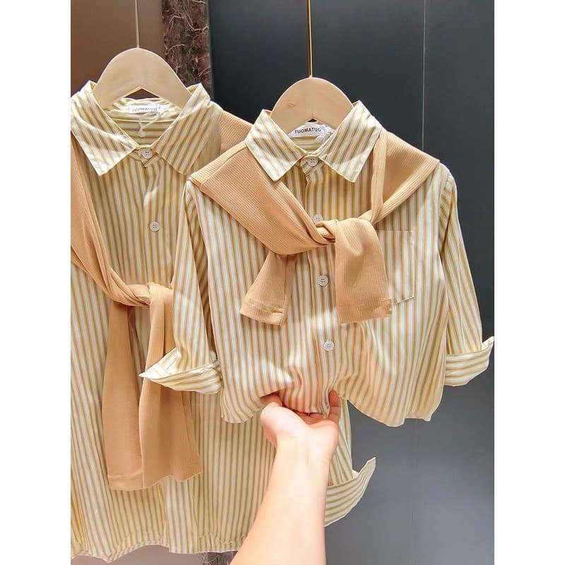 Family Matching Spring/Fall 2025 New Trendy Poncho Shirt for Three or Four, Mother-Child Matching Stylish Faux Two-Piece