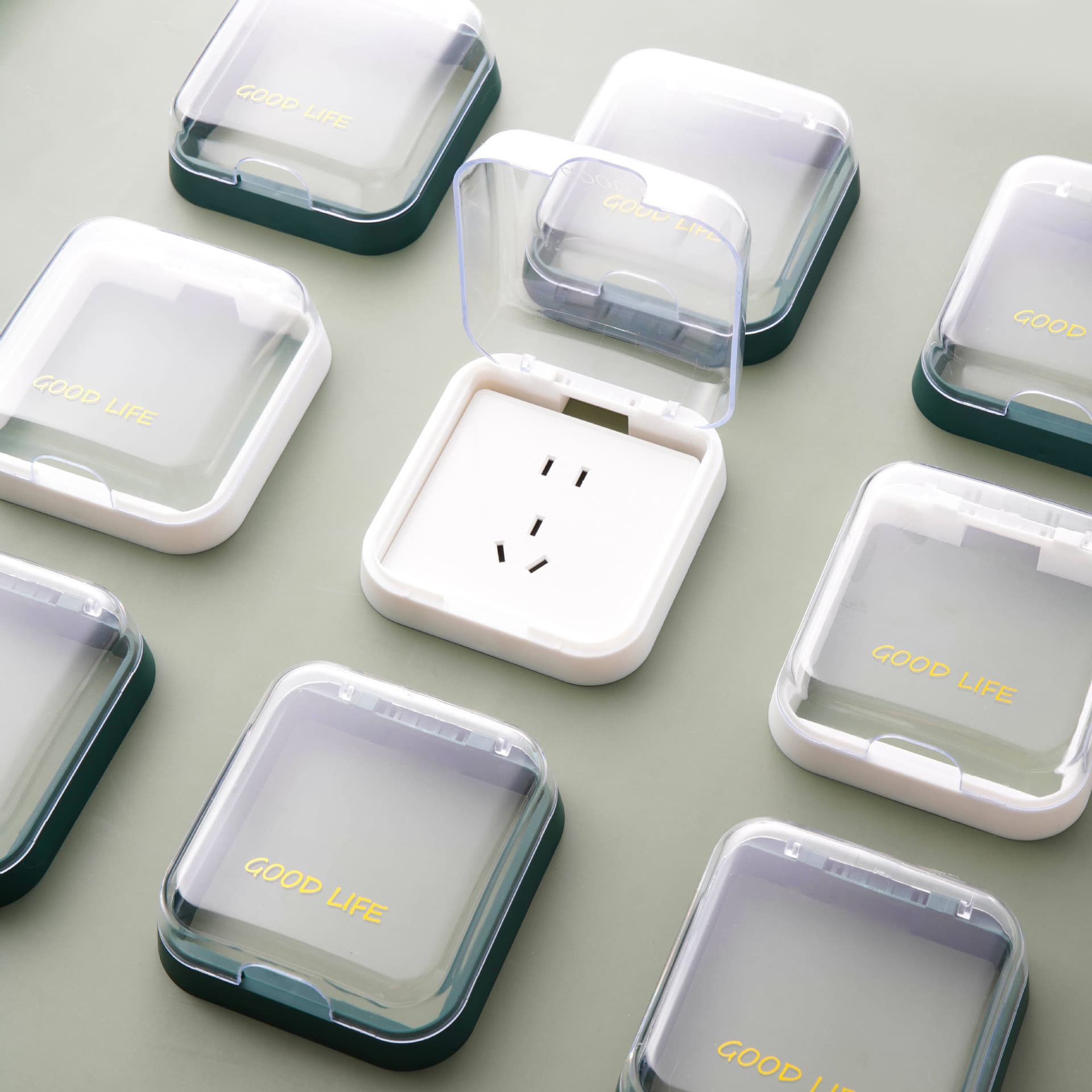 Universal 86-Type Switch Waterproof Cover Wall Outlet Protector Cover Anti-Shock Border Cover Kitchen Bathroom Waterproof Box