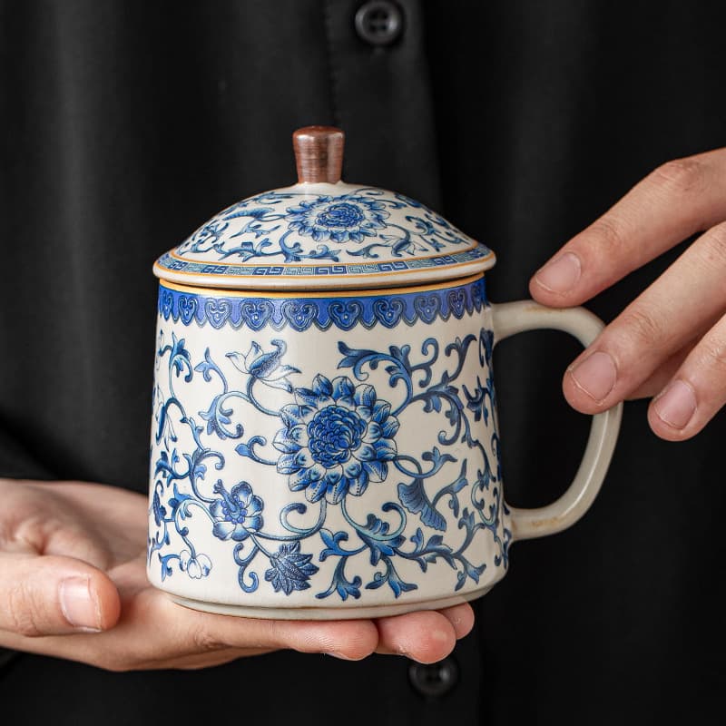 Ru Kiln Crackle Glaze Blue and White Porcelain Office Water Cup Tea Cup Mug Personal Ceramic Cup with Lid