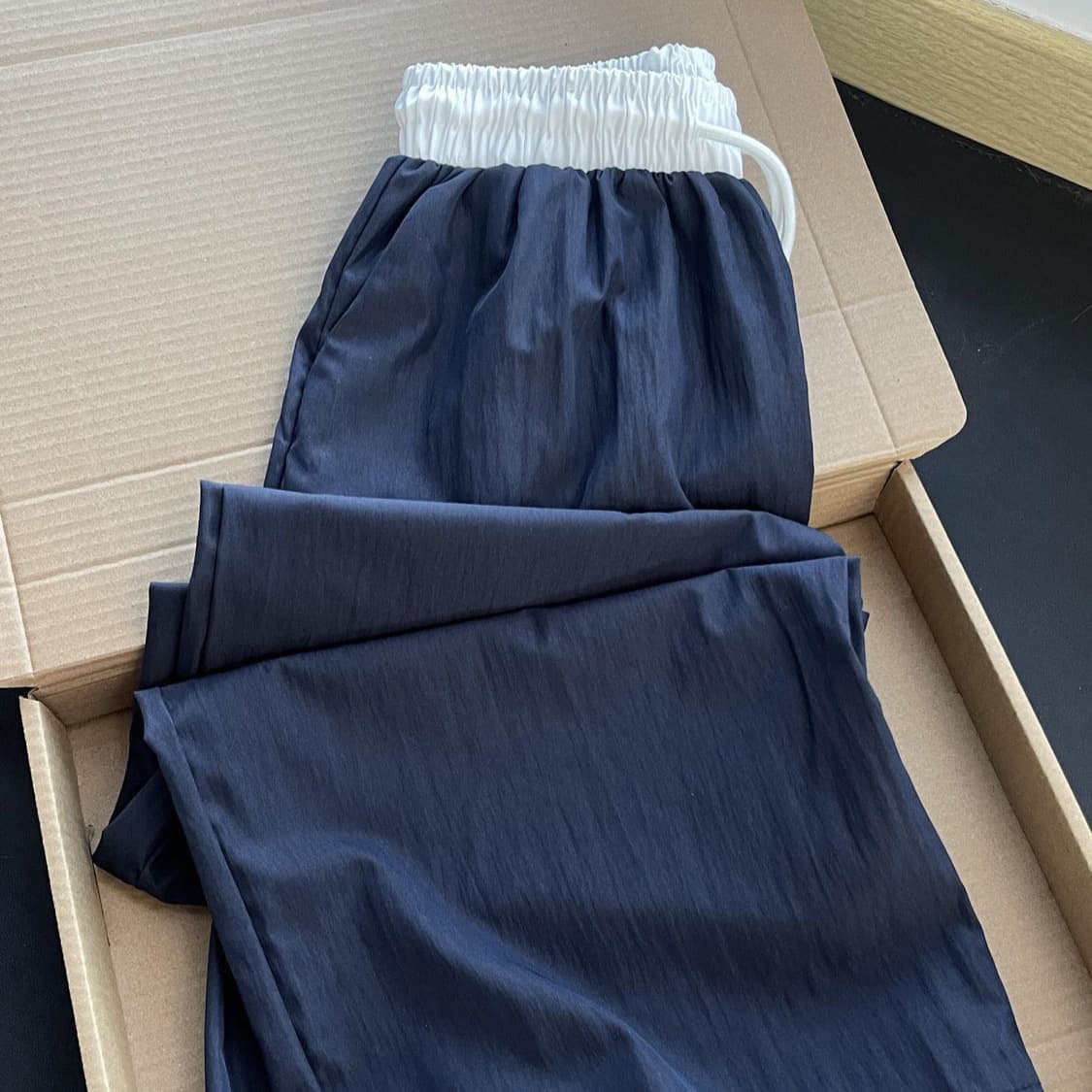American High Street Navy Blue Wide-Leg Sweatpants for Women 2026 New Loose Draped Straight-Leg Slimming Versatile Casual Pants