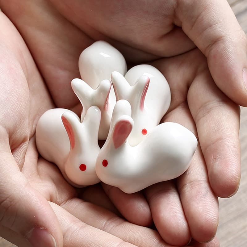 Japanese Ceramic Chopstick Rest Creative Home Tableware Pink Ear Soft Bunny Chopstick Pillow Pen Holder Decorative Ornament