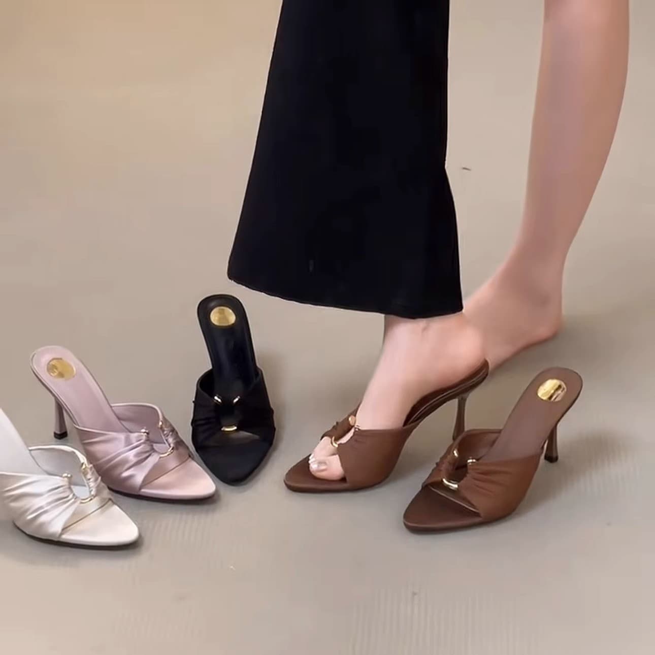 2026 Summer New Pointed Toe Brown Vintage Open Toe Sexy Pleated Stiletto High Heel Sandals Slippers for Women Outdoor Wear