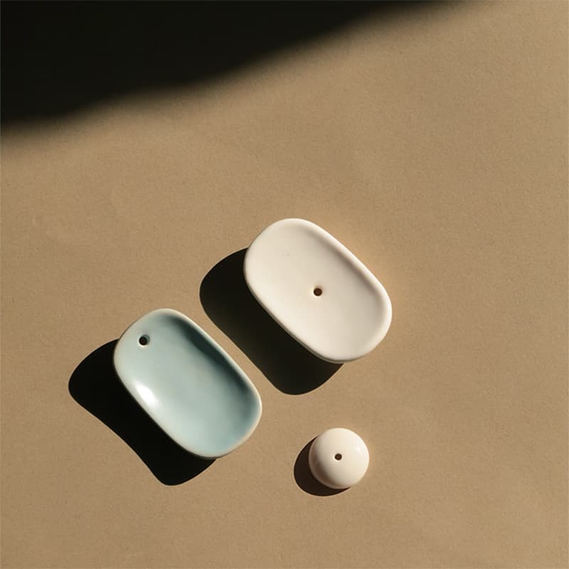 Jinghui Culture Ceramic Incense Holder, Japanese-style Stick Incense Holder and Stand, White Porcelain Mini Incense Stand, Japanese Incense Holder Wholesale