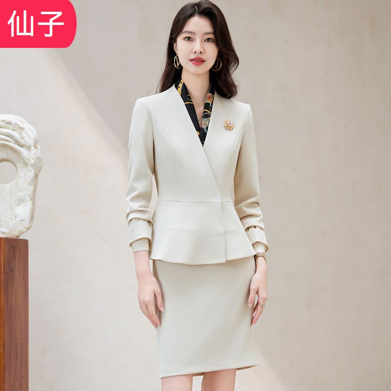 Wholesale Women's White Suit Set Fall Fashion Slim Fit Professional Workwear for Hotel Front Desk and Jewelry Store Uniforms