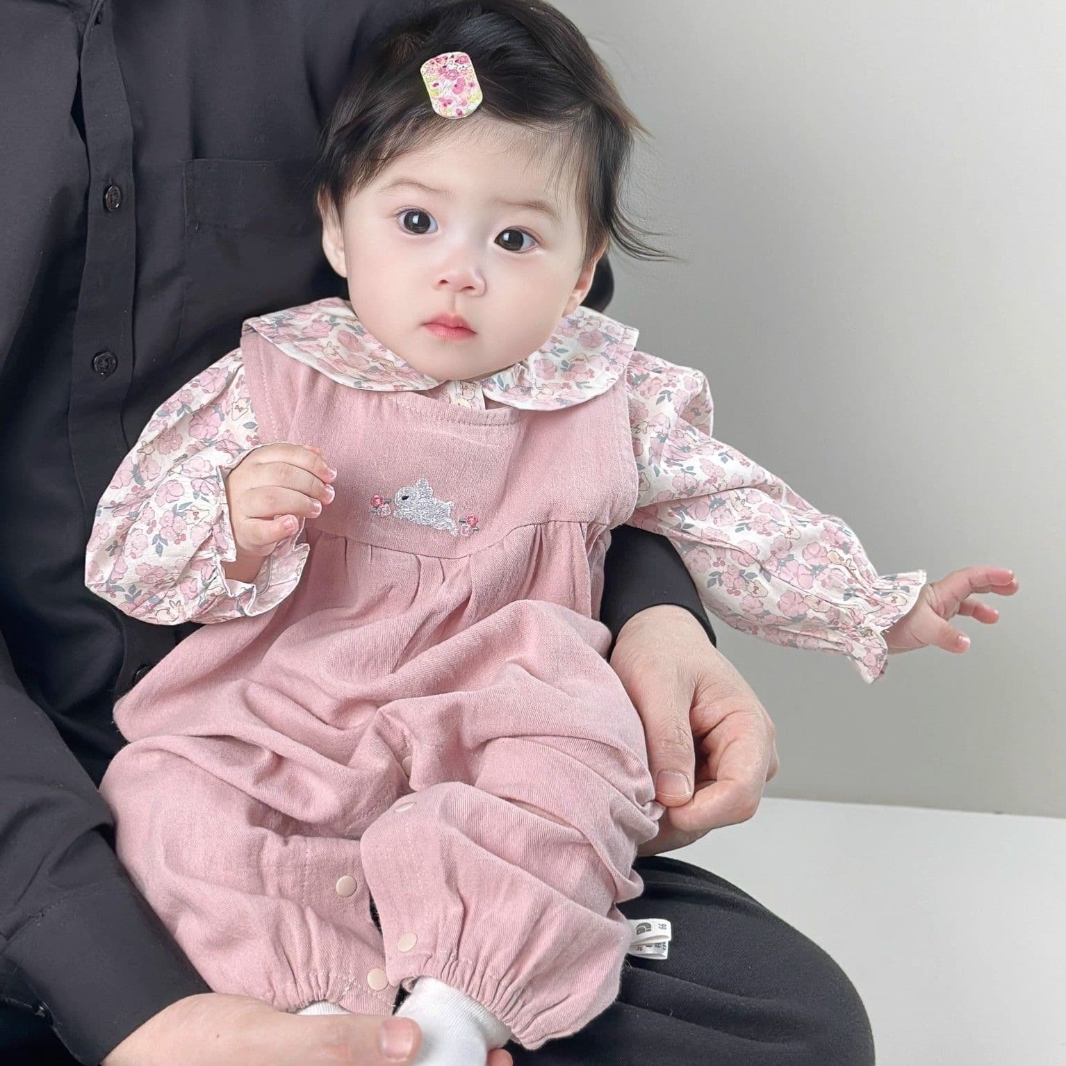 Baby suit spring and autumn small month old stylish doll collar shirt embroidered suspenders two-piece set autumn baby clothes