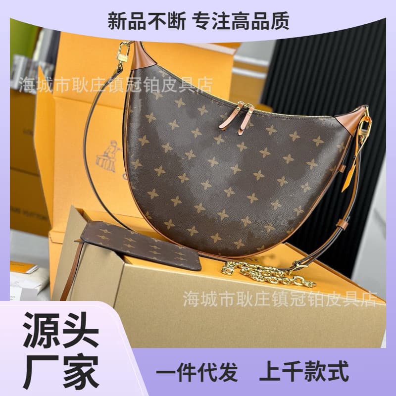 Taikoo Place printed Loop hobo moon bag donkeyjia classic crossbody bag chain bag casual versatile new moon
