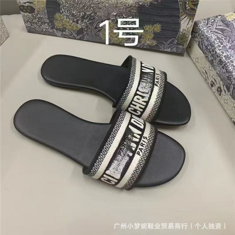 High-Quality 2024 New Style Jacquard Embroidery Simple and Elegant Flat Slippers for Women, Direct Sales from the Manufacturer, Wholesale in Large Quantities