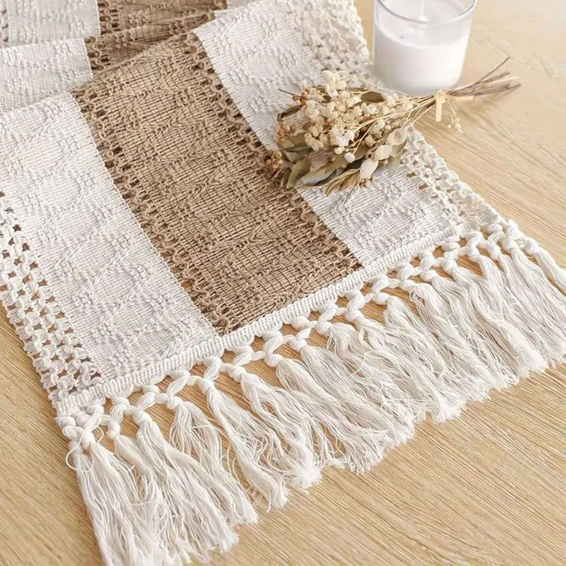 Simple Nordic Style Cotton Linen Table Runner Decoration, Long Strip Table Cloth for Wooden Coffee Table, Woven Tassel Table Runner