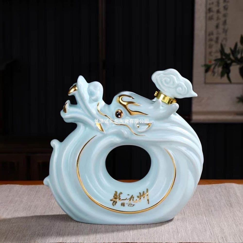 Jingdezhen Ceramic Empty Liquor Bottle, Dragon Shines Across the Land Wine Jar, 3 Jin Capacity with Gift Box, Home Decoration Ornament Gift