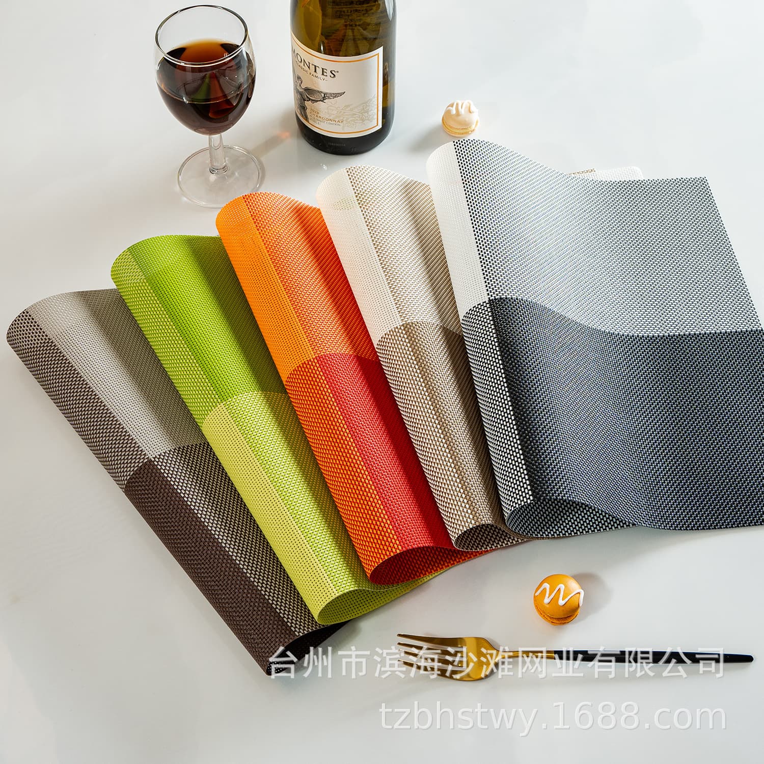 Factory direct sales Teslin placemats, PVC placemats, hotel western placemats, breathable and washable