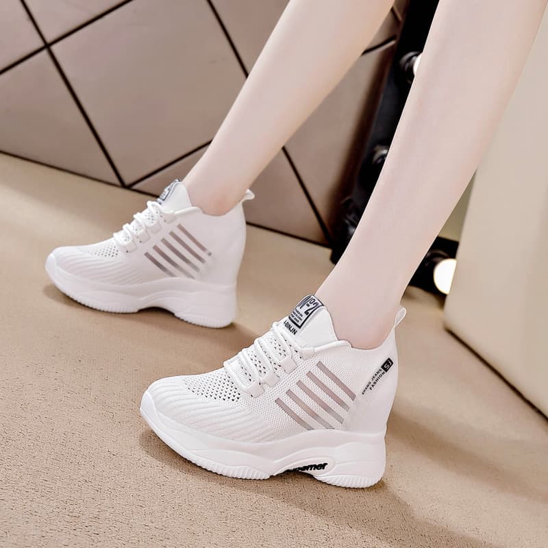 2026 Spring/Summer Women's New Shoes Versatile Thick Sole Platform Shoes Height Increasing Casual Sneakers White Canvas Shoes