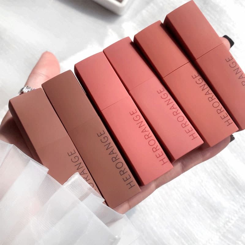 Little Emotion Velvet Lip Mud Matte Matte Not Easy to Fade Lip Glaze Whitening Student Party Affordable Lipstick Domestic Products