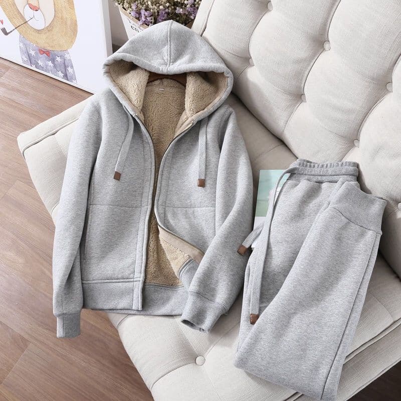 Casual Fashion Sweatshirt Set for Women in Autumn and Winter, Large Size, Slimming, Warm, Long-Sleeved, Fleece-Lined, Thick Sportswear Two-Piece Set for Women