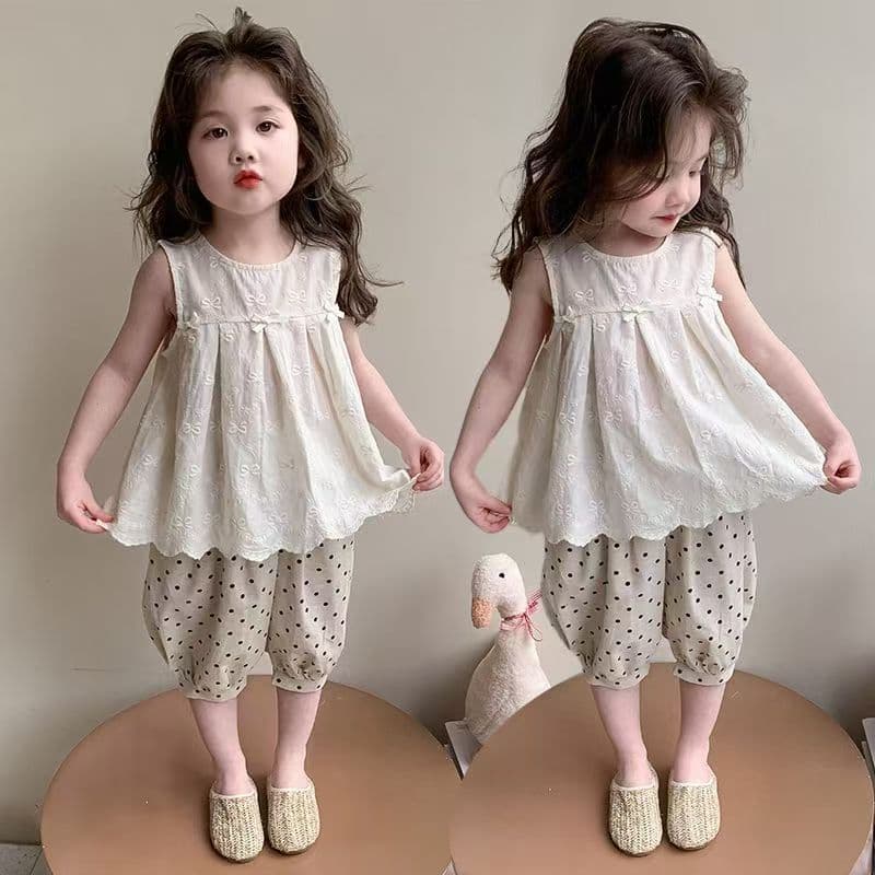 2025 New stylish sleeveless vest two-piece summer set for baby girls, lightweight wear