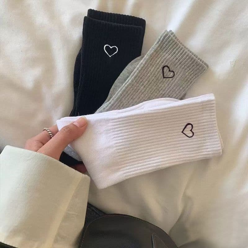 Love Heart Long Tube Socks Women Korean Style Versatile Solid Color Cotton Socks Student Stacking Socks Spring Autumn Couple Socks Men Trend Wholesale