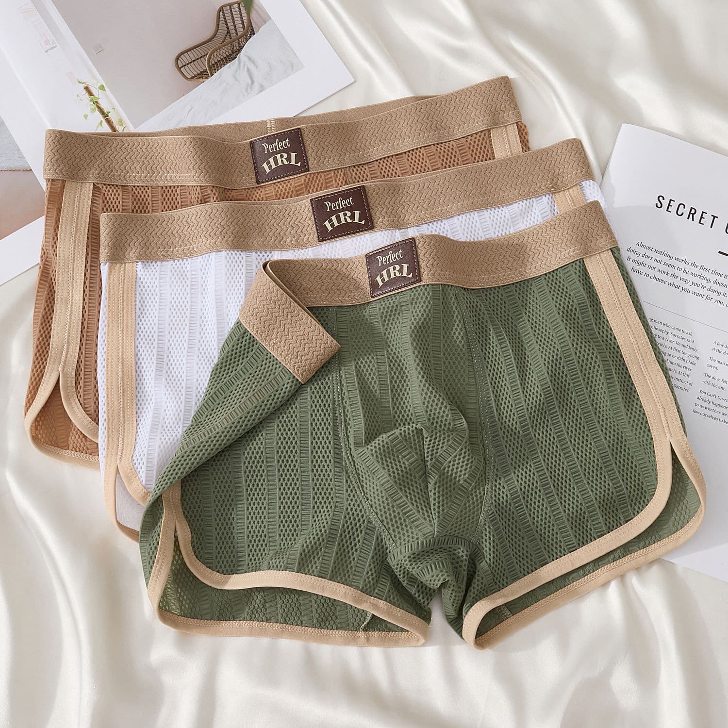 Summer Essential Mesh Jacquard Ice Silk Men's Briefs Simple Breathable Mid-Rise Individually Packaged Underwear