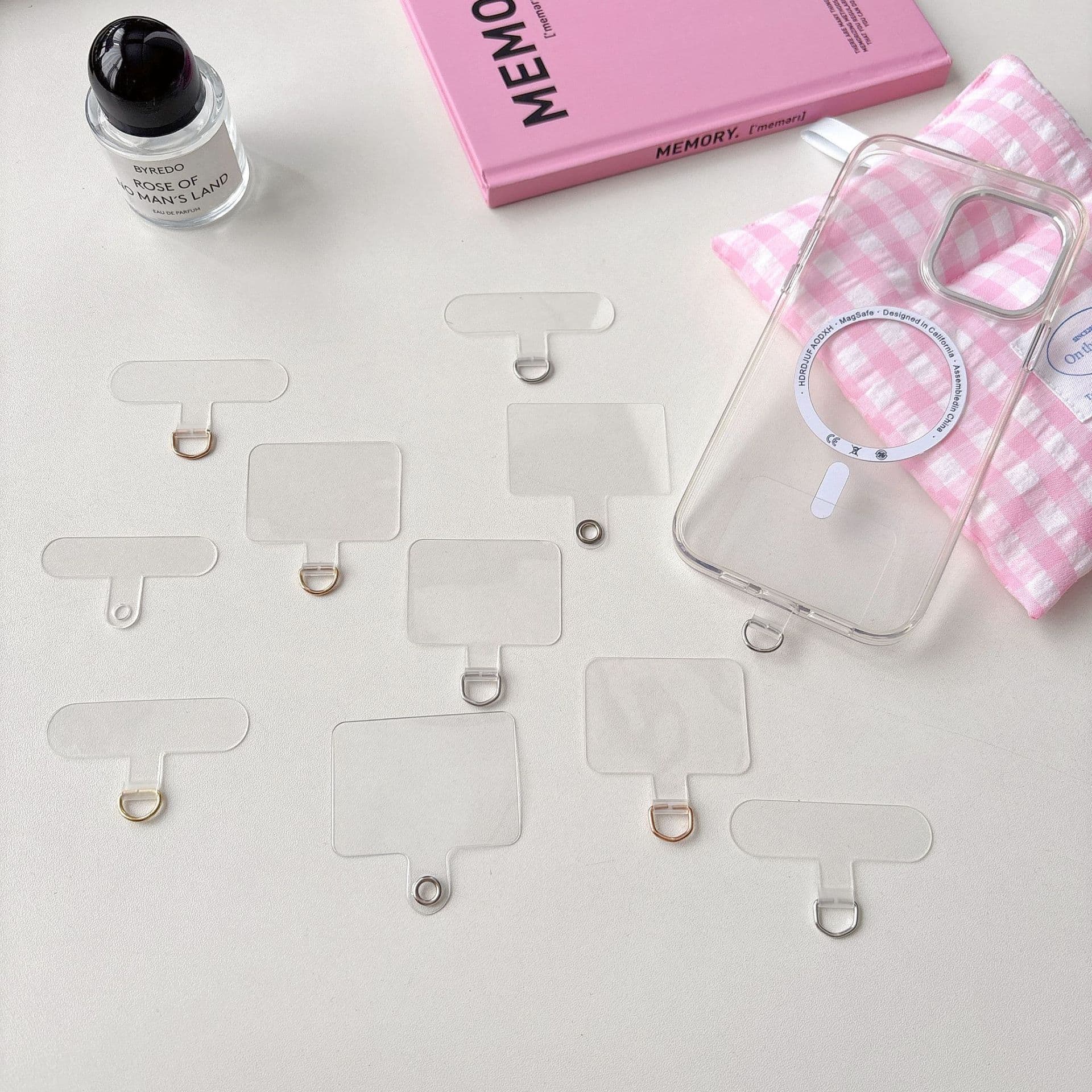 Phone Lanyard Gasket Durable Clip Pendant Unisex Anti-Loss Back Adhesive Clip Wholesale