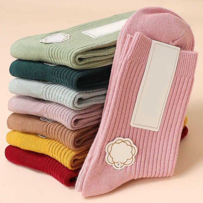 Women's Socks Fall/Winter Solid Color Thickened Mid-Crew Socks Colorfast Warm Retro Stacked Socks Versatile Double Needle Vertical Stripe Socks