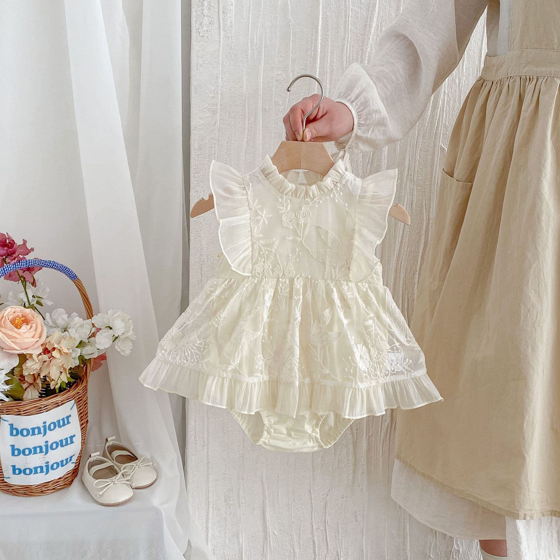 Baby First Birthday Romper Summer Fashion Mesh Flutter Sleeve Princess Bodysuit 100% Cotton Class A